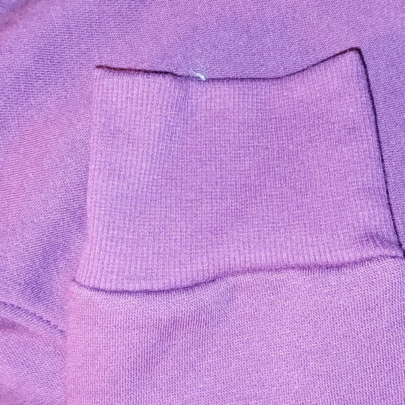 Fleece Crew Burgundy SweatShirt Women size Medium Relaxed fit Longsleeves NWT - Picture 6 of 6